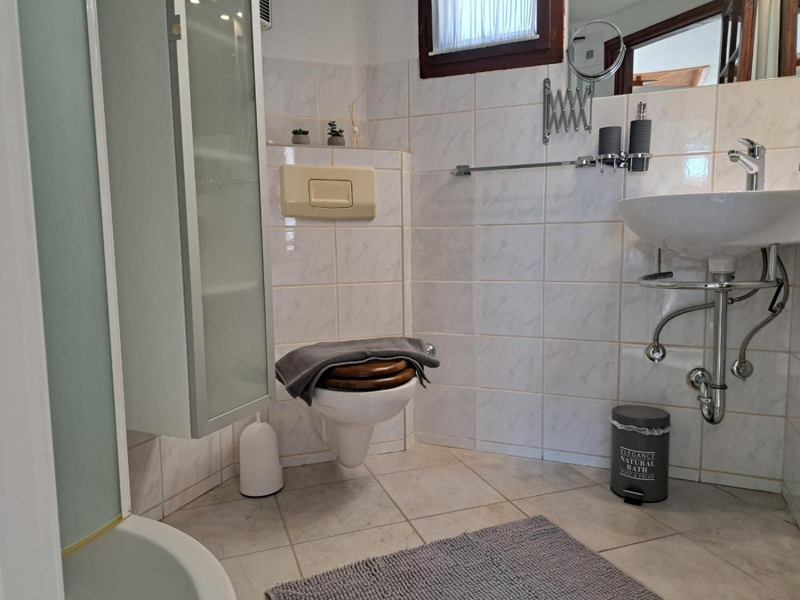 Villa Apartments Oliva Сегет-Враница Экстерьер фото