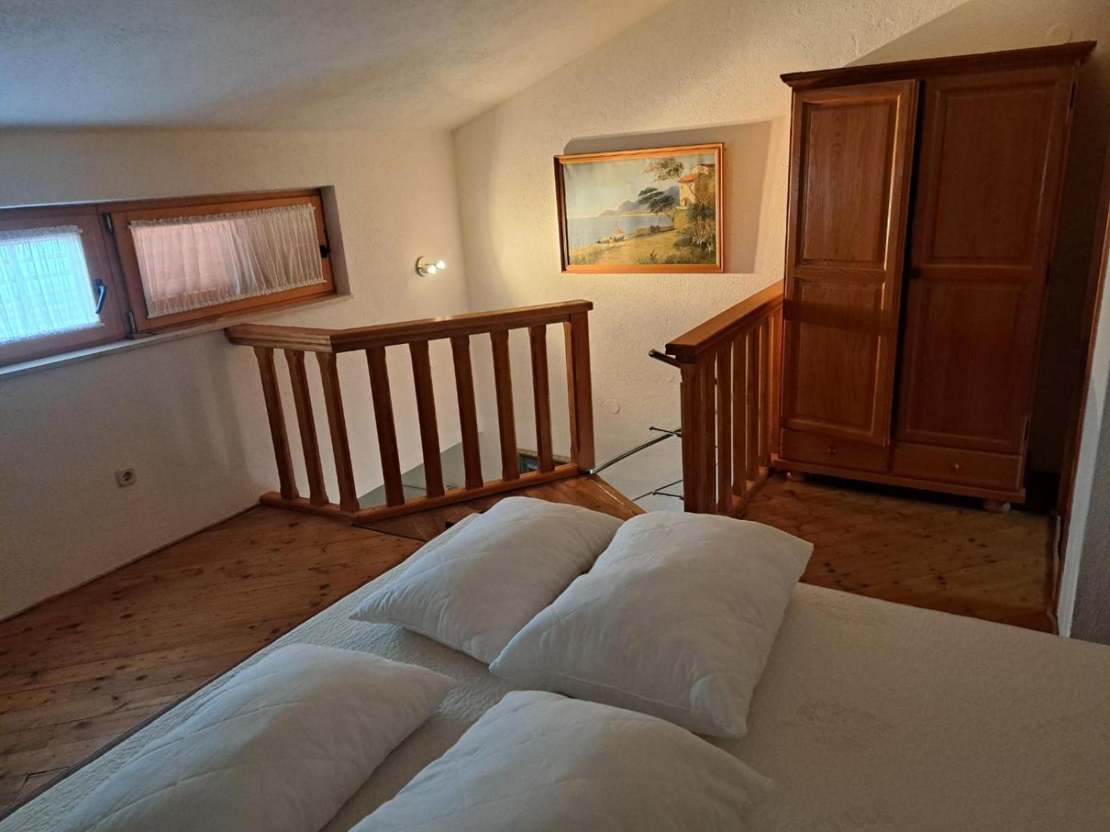 Villa Apartments Oliva Сегет-Враница Экстерьер фото