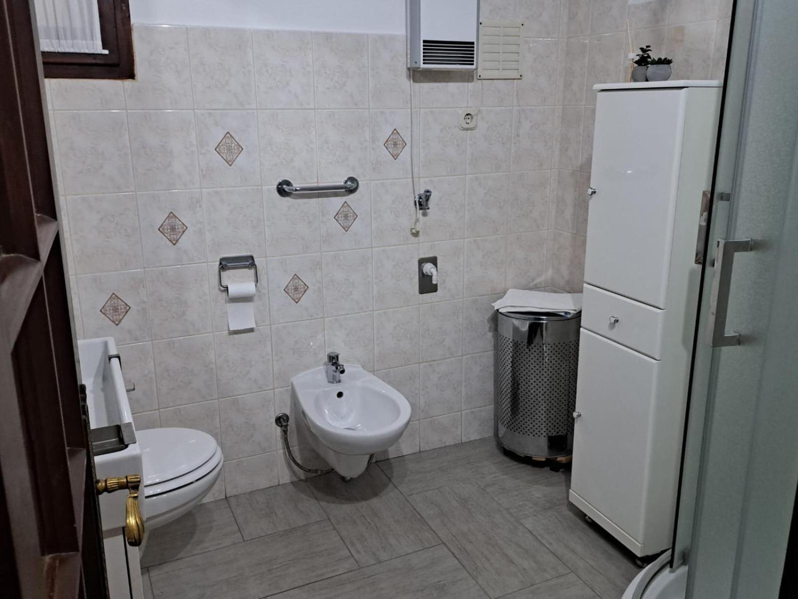 Villa Apartments Oliva Сегет-Враница Экстерьер фото